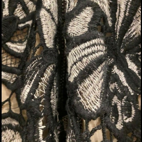 Alice+OliviaNoreen Floral Lace Midi Dress, Black/G - Picture 12 of 16